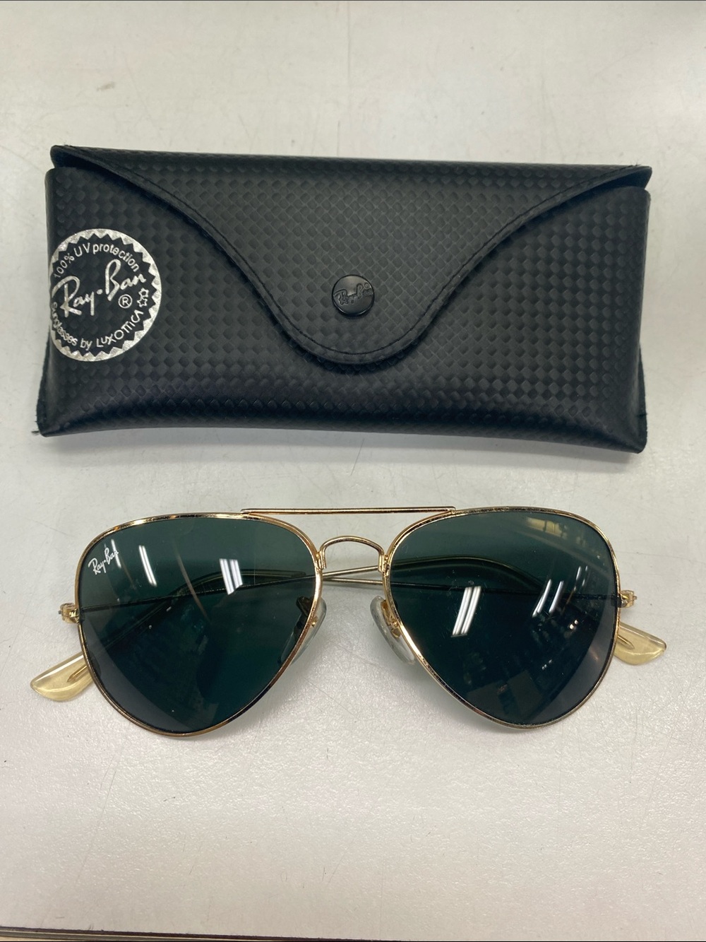 Ray-Ban Men’s Gold Aviator Sunglasses with Green Lenses